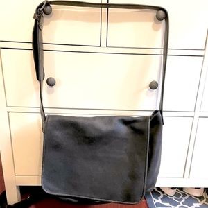 Vintage Rugby North America large leather messenger bag